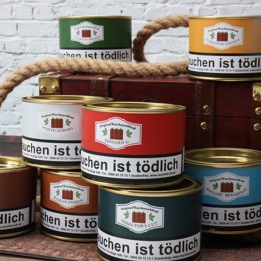 HU Tobacco Pfeifentabak-Dose mit klassischem Markenmotiv auf hellem Hintergrund