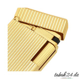 S.T. Dupont Ligne 1 Feuerzeug C14020 Vertical Line Gold – Nahaufnahme Scharnier und Rillenstruktur