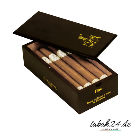 Flor de Selva Fino Kiste mit 7 Zigarren leicht geöffnet