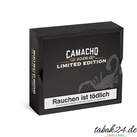 Camacho Limited Edition 2026 – geöffnete Holzkiste mit 15 Perfecto-Zigarren