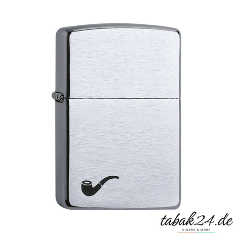 Zippo Pfeifenfeuerzeug Chrom gebürstet – Vorderansicht mit Pfeifensymbol